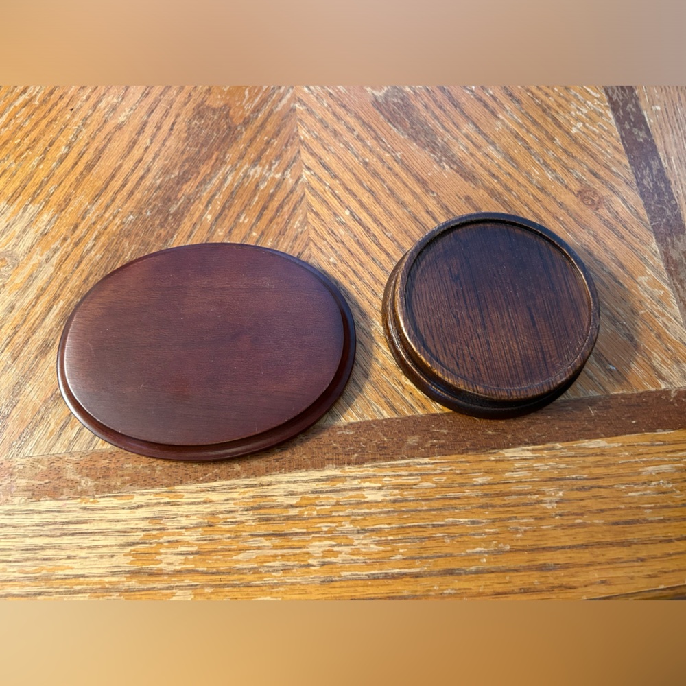 DEAL 2 Piece Set Small Brown Stained Display Stands